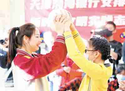 王茜：感悟父爱传承精神 做好天津青年女排教练